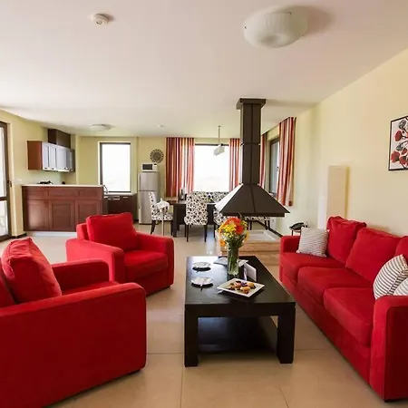 Large And Luminous Private Villa, With Pool. Balchik